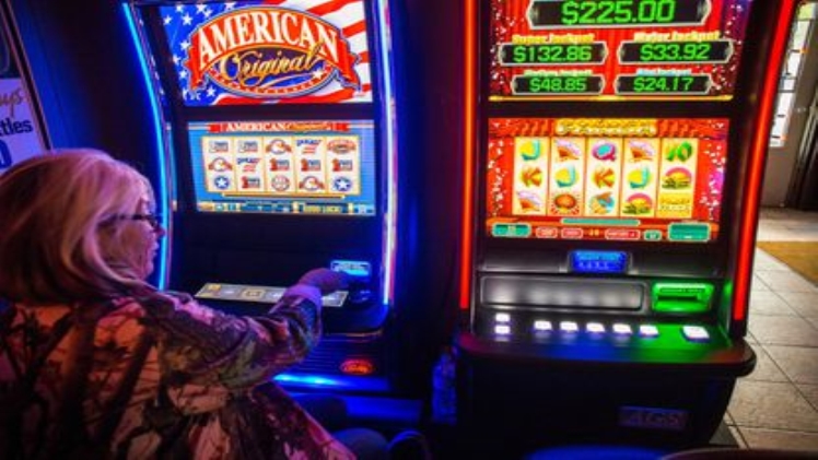 Vegasamped Casino (2021) | Review | Games - Askgamblers Slot Machine