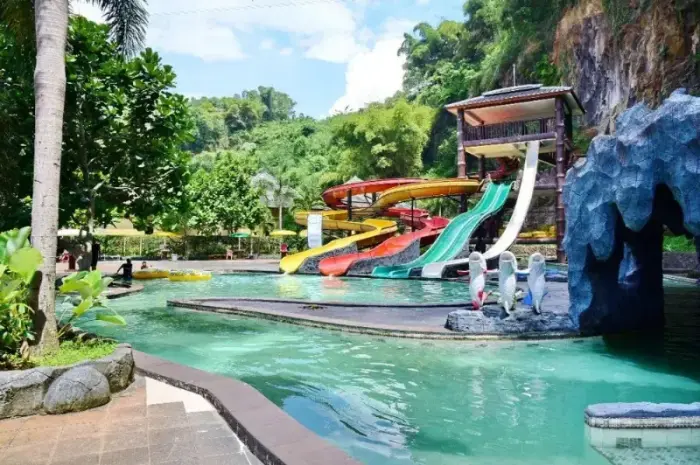 10 Swimming Pools in Bandung That Are Suitable for Family Vacations